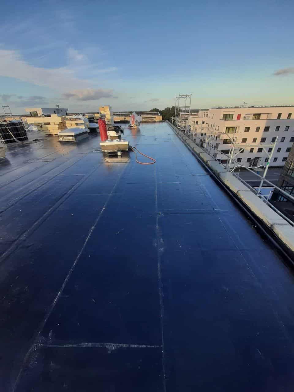 nun kann der Winter kommen.
Alles ist korrekt isoliert. Dach isolieren