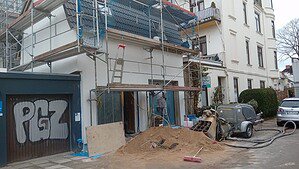 Umbau einer Garage zum Wohnhaus